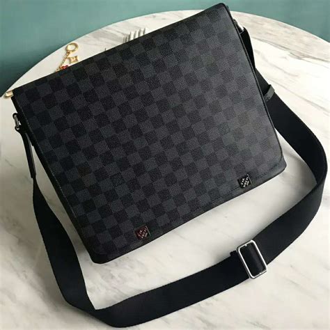 louis Vuitton Bag man